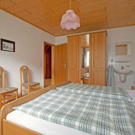Ferienwohnungen Anneliese Neustadt an der Weinstrasse Bagian luar foto