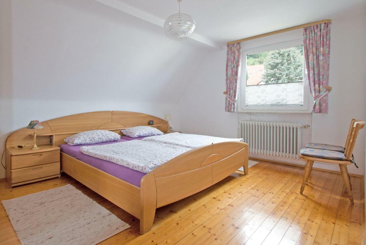 Ferienwohnungen Anneliese Neustadt an der Weinstrasse Bagian luar foto